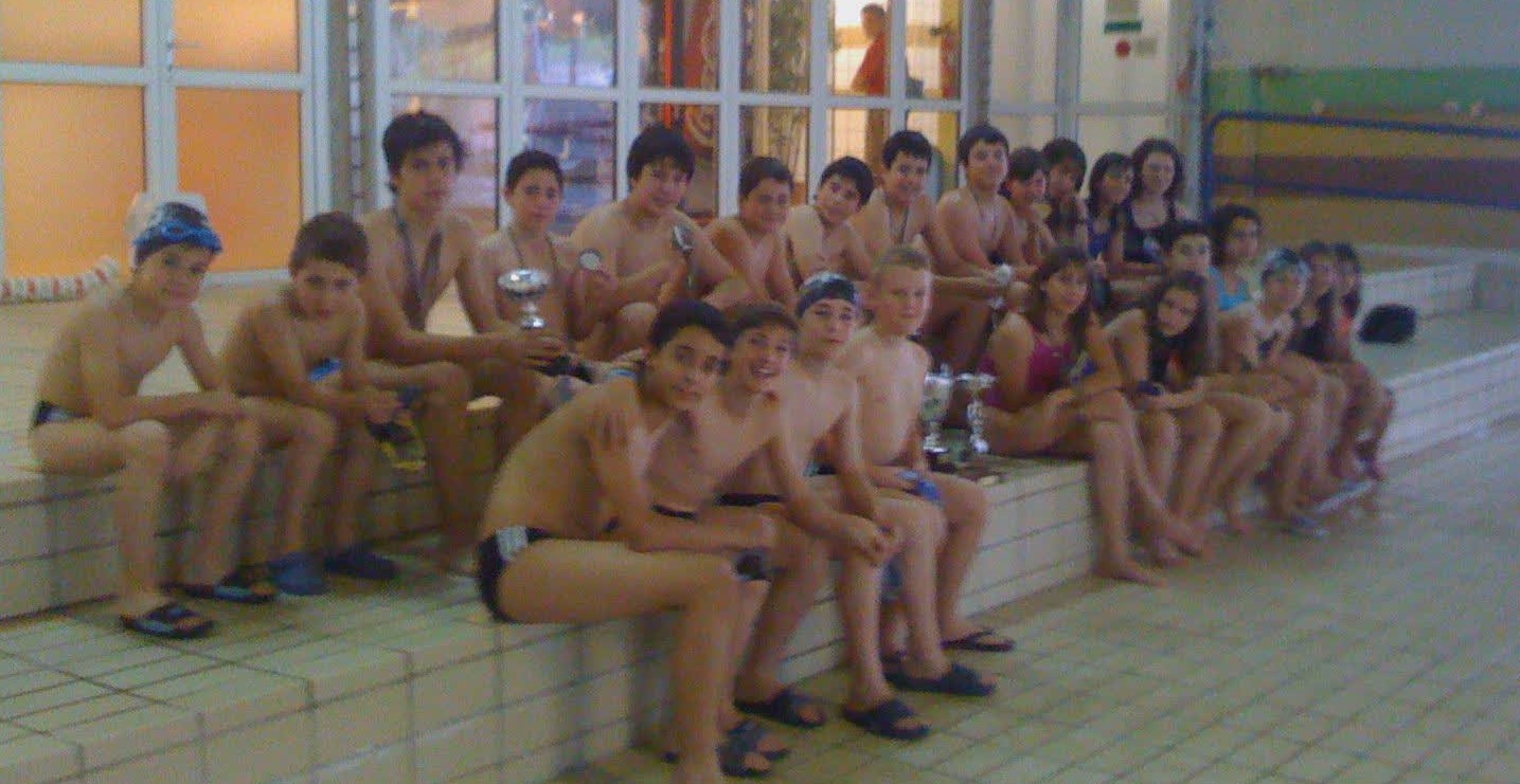 Temp. 2008-09 club natacion basauri, con algunos trofeos ganados en la temporada